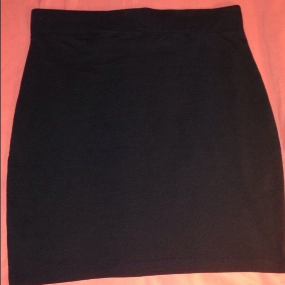 Navy bodycon mini skirt